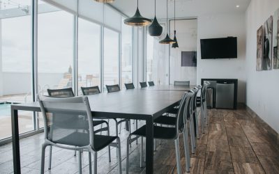 4 Reasons Why It’s Way Better to Book a Conference Room in a Coworking Space